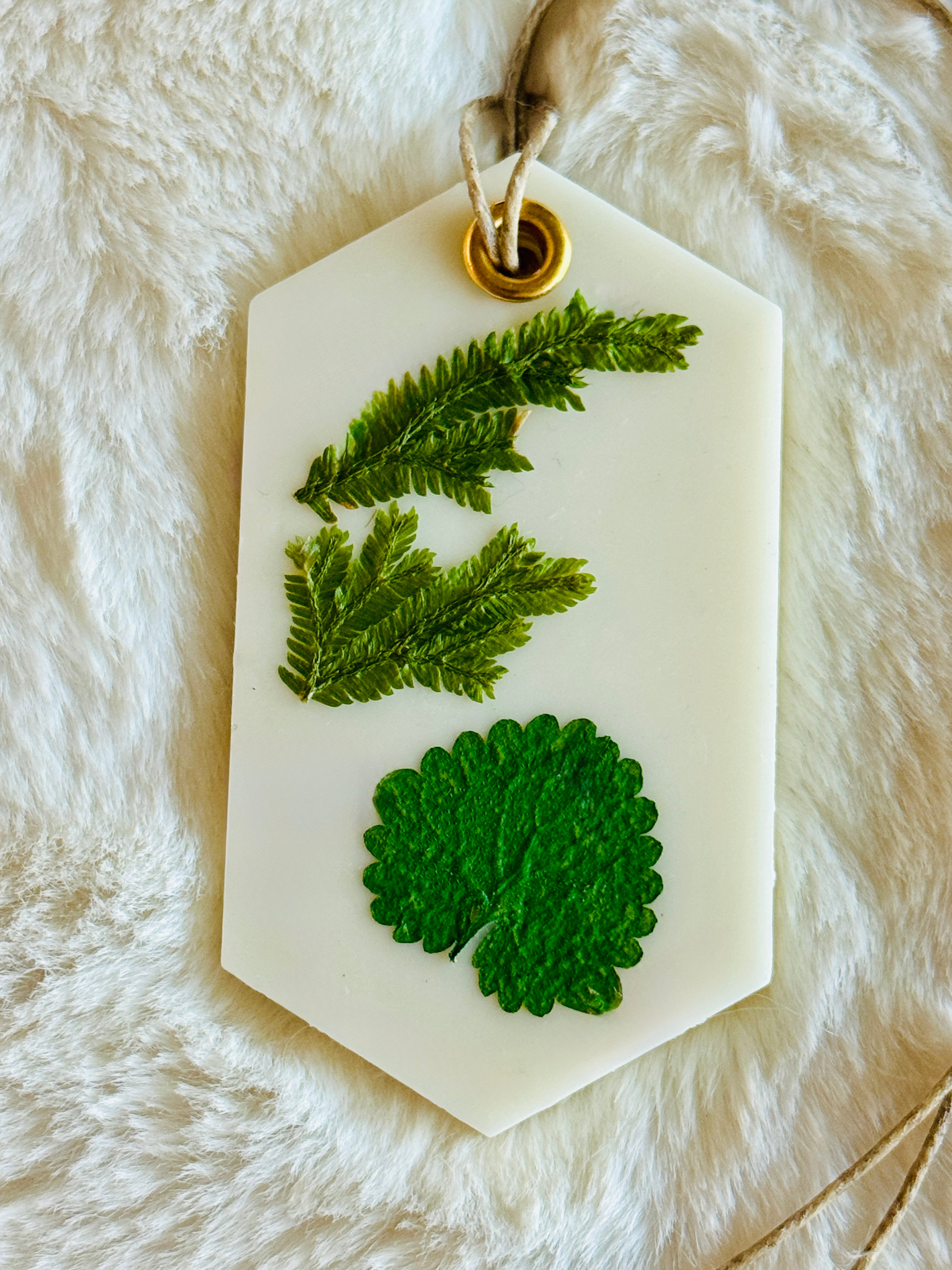 Organic Botanical Sachet for Freshening Small Spaces