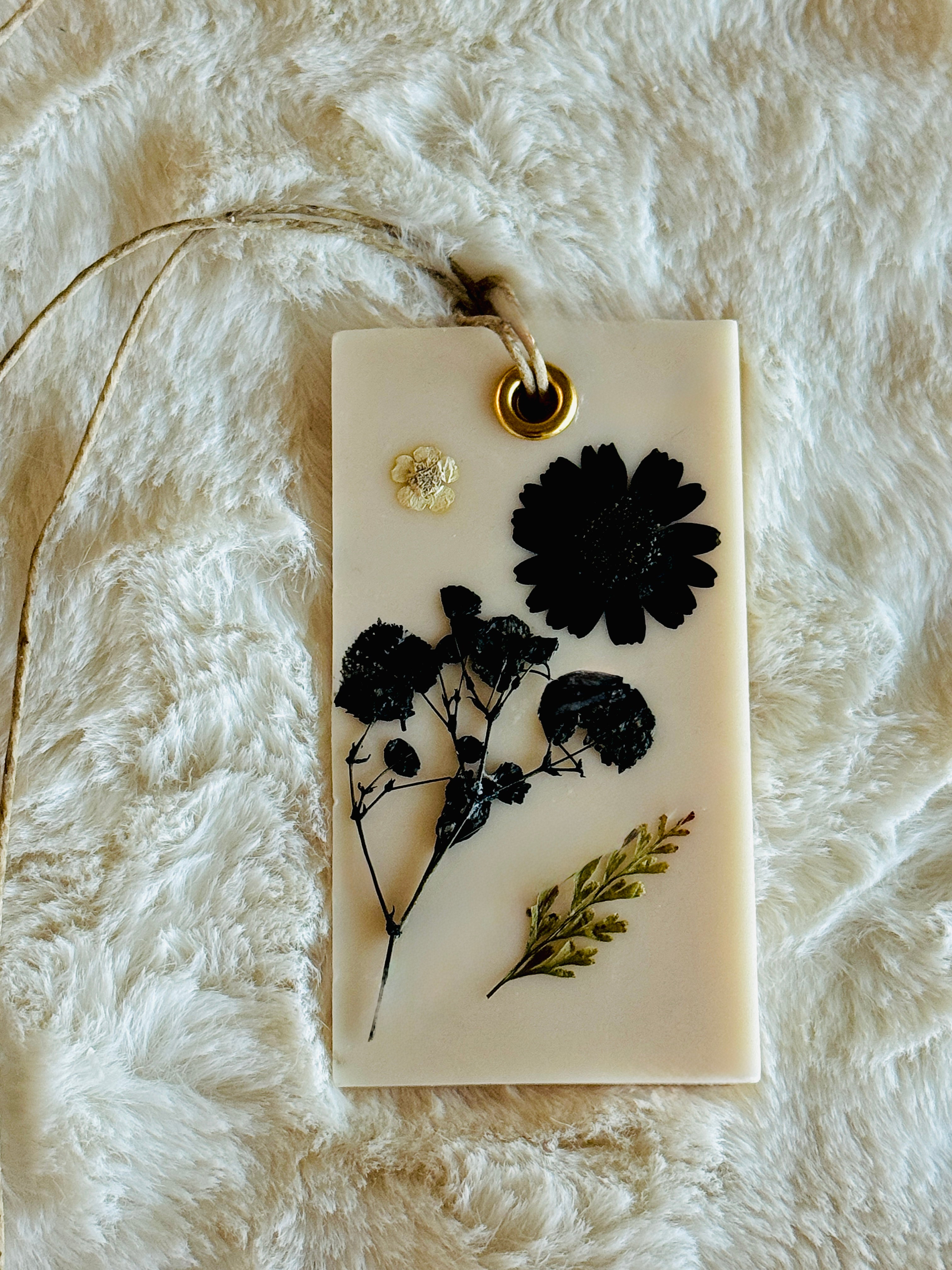 Organic Botanical Sachet for Freshening Small Spaces