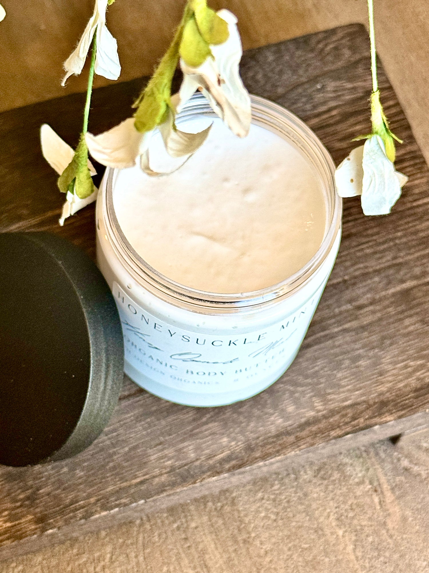 Honey Suckle Mint Body Butter W/Aloe & Vitamin E, notes of Honeysuckle & Mint
