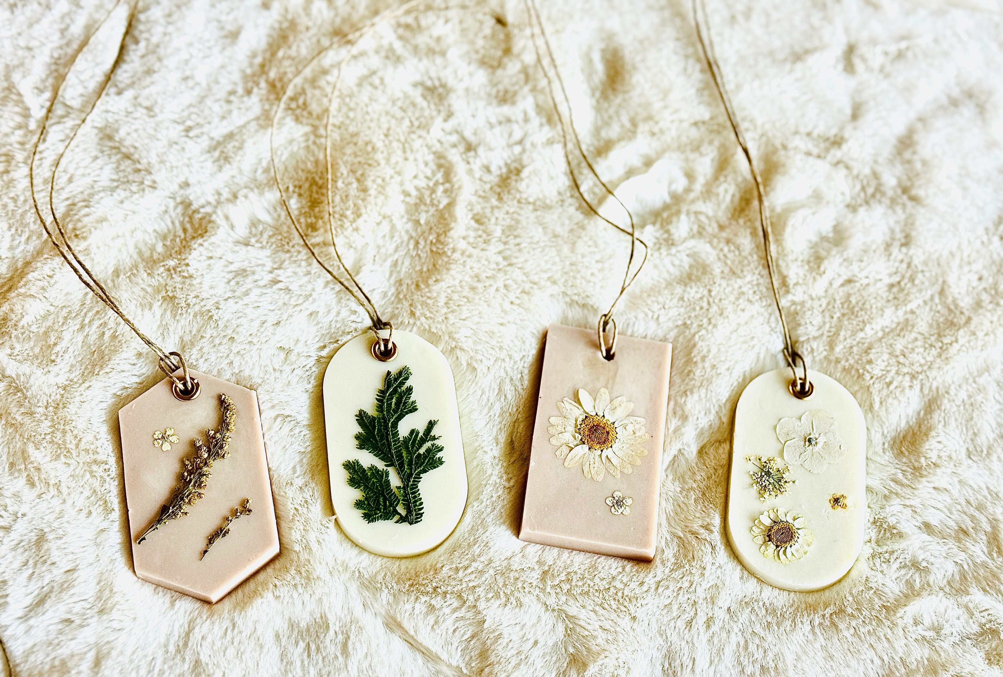 Organic Botanical Sachet for Freshening Small Spaces