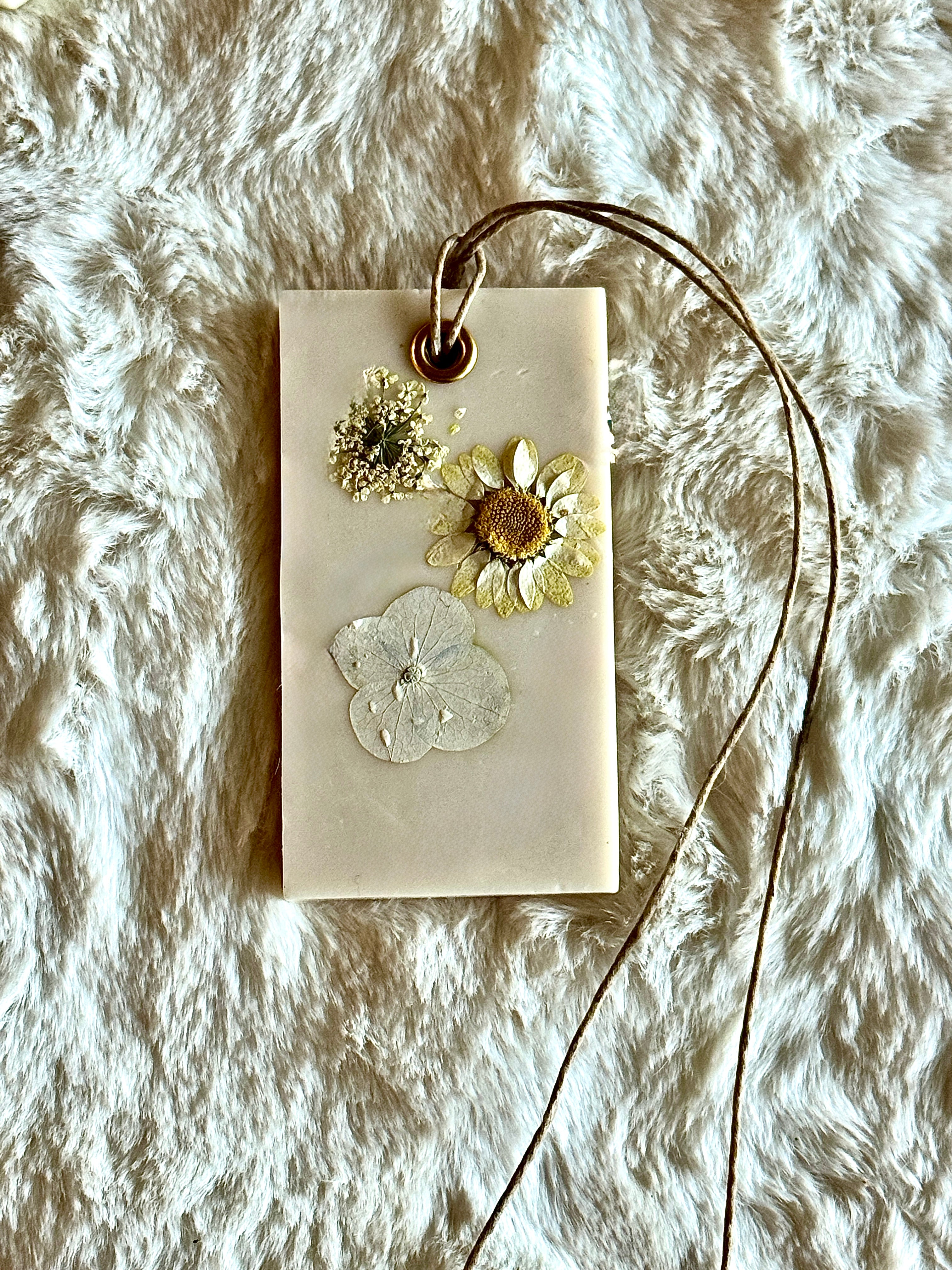 Organic Botanical Sachet for Freshening Small Spaces