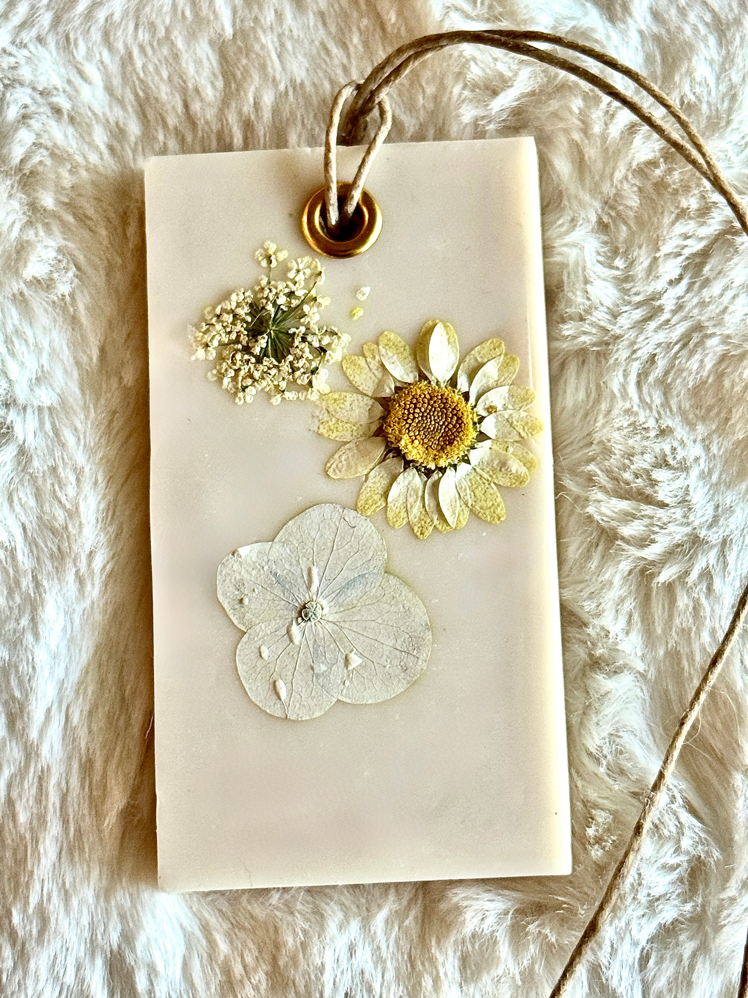 Organic Botanical Sachet for Freshening Small Spaces