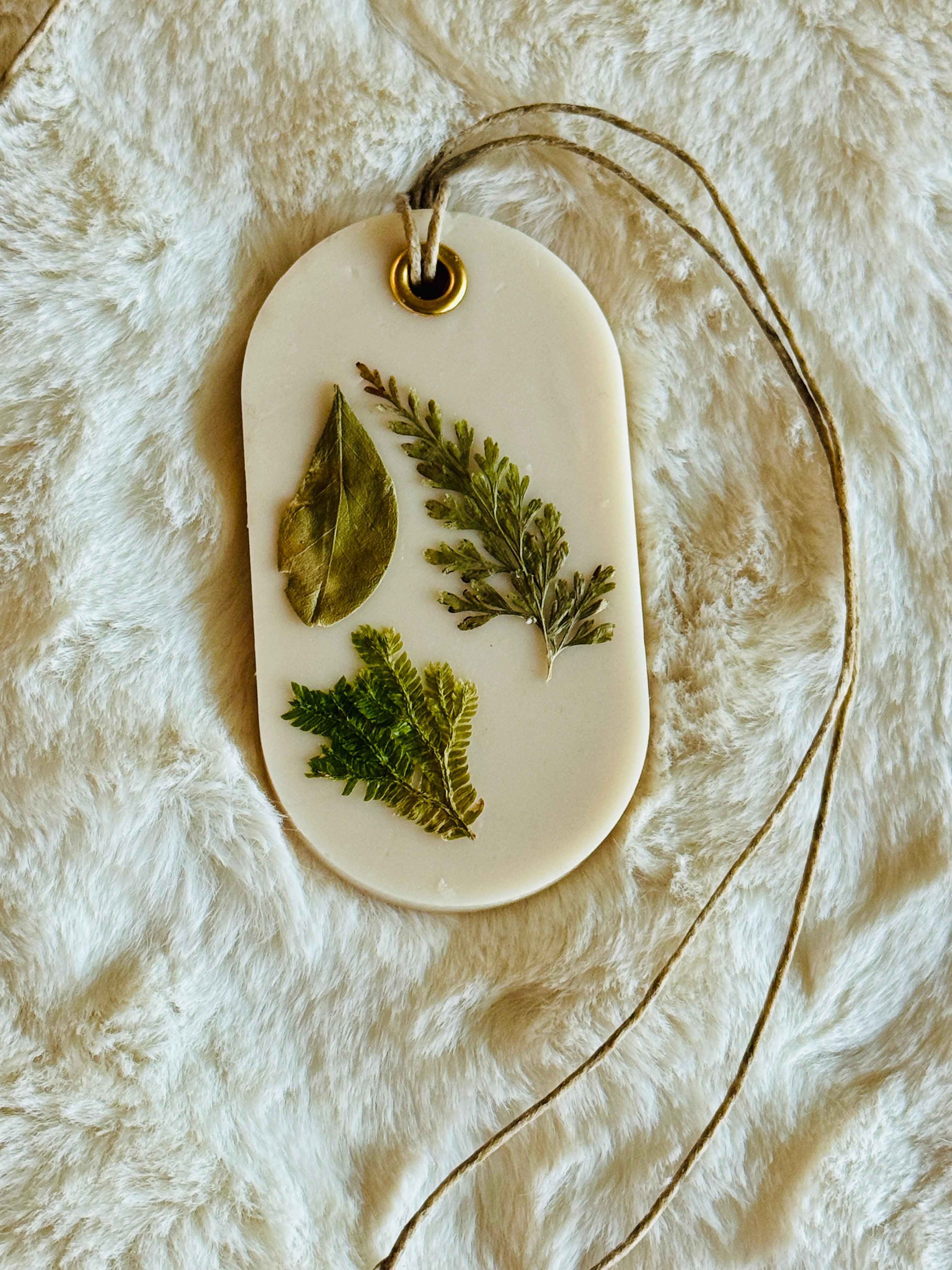 Organic Botanical Sachet for Freshening Small Spaces
