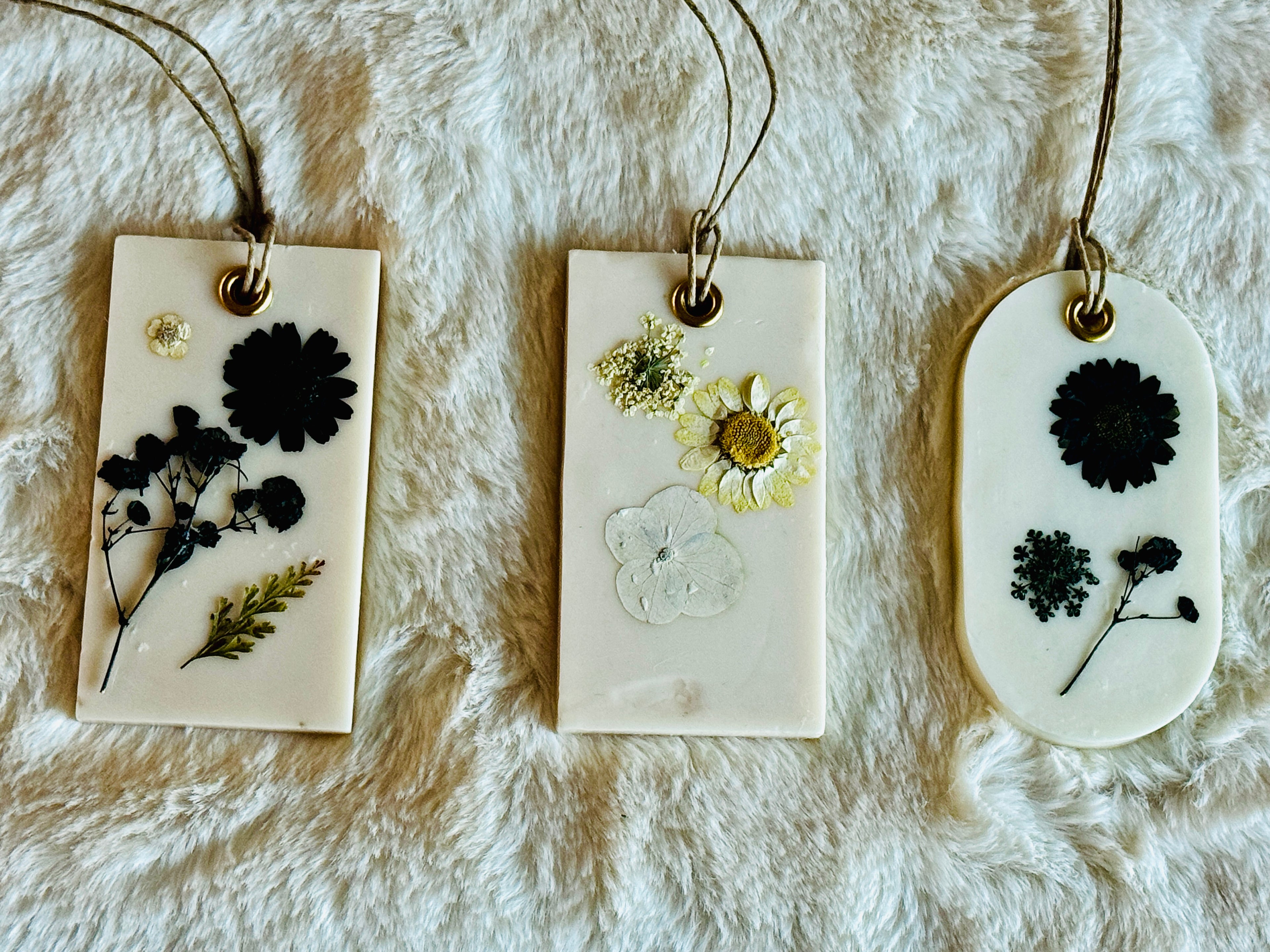 Organic Botanical Sachet for Freshening Small Spaces