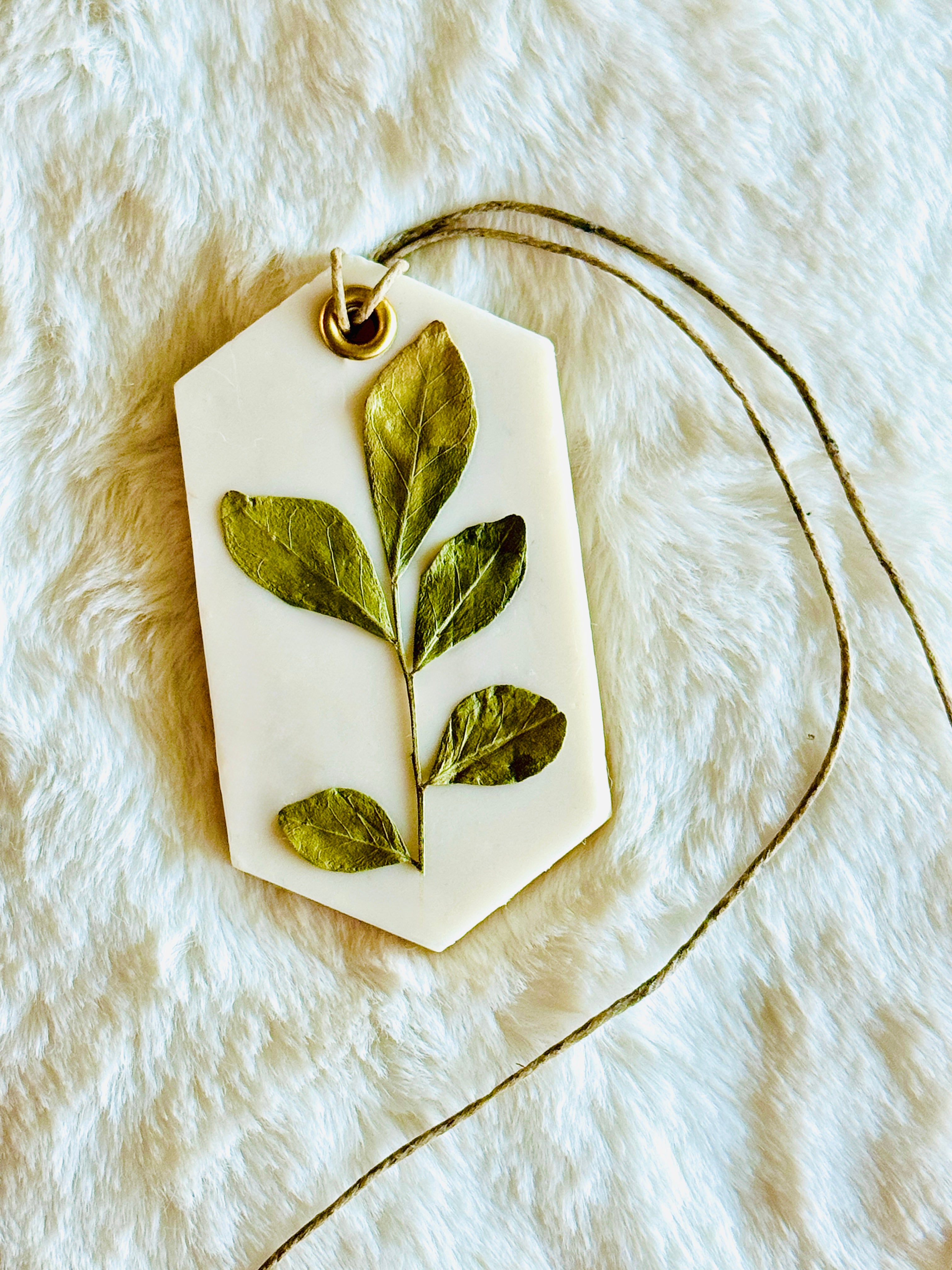 Organic Botanical Sachet for Freshening Small Spaces