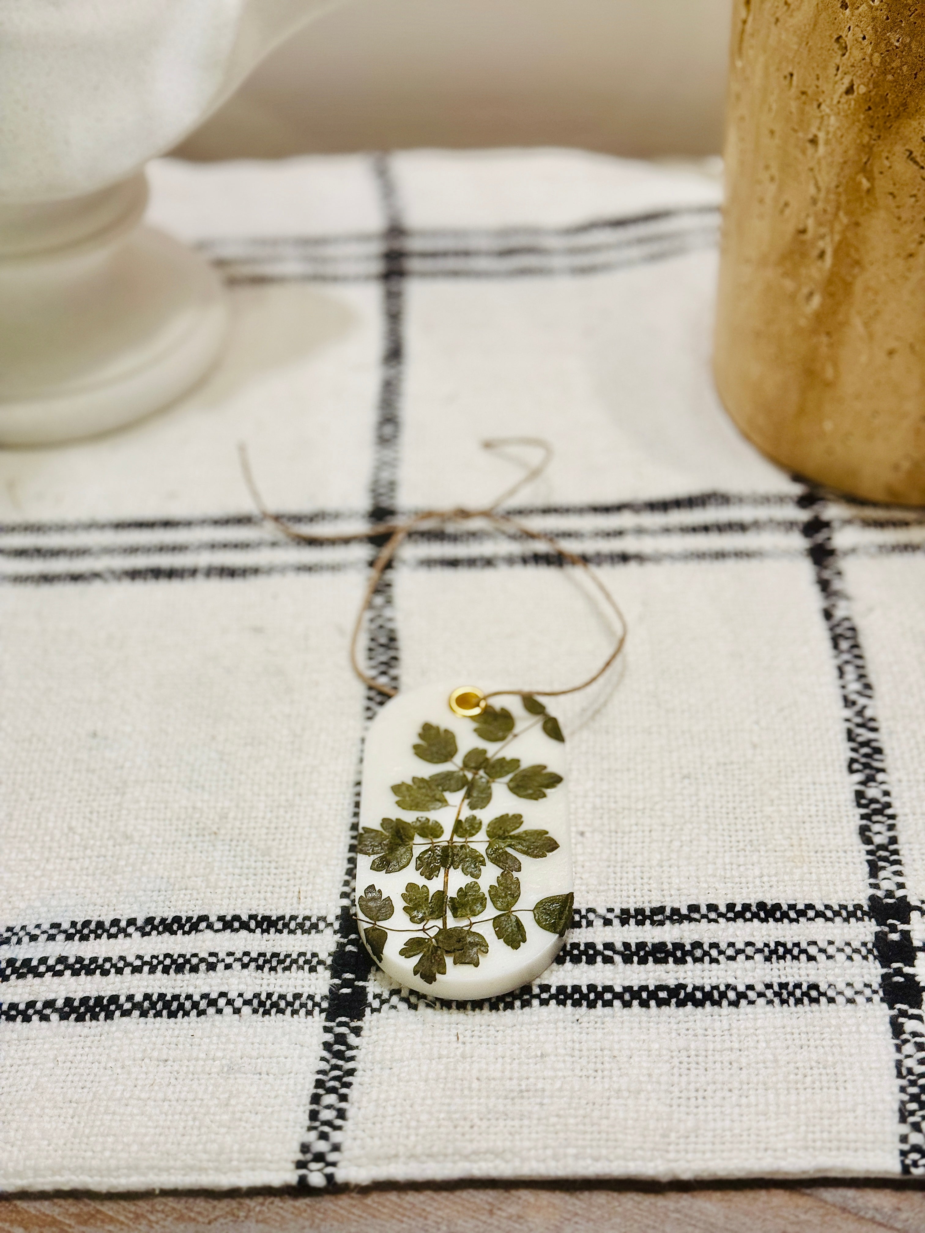Organic Botanical Sachet for Freshening Small Spaces