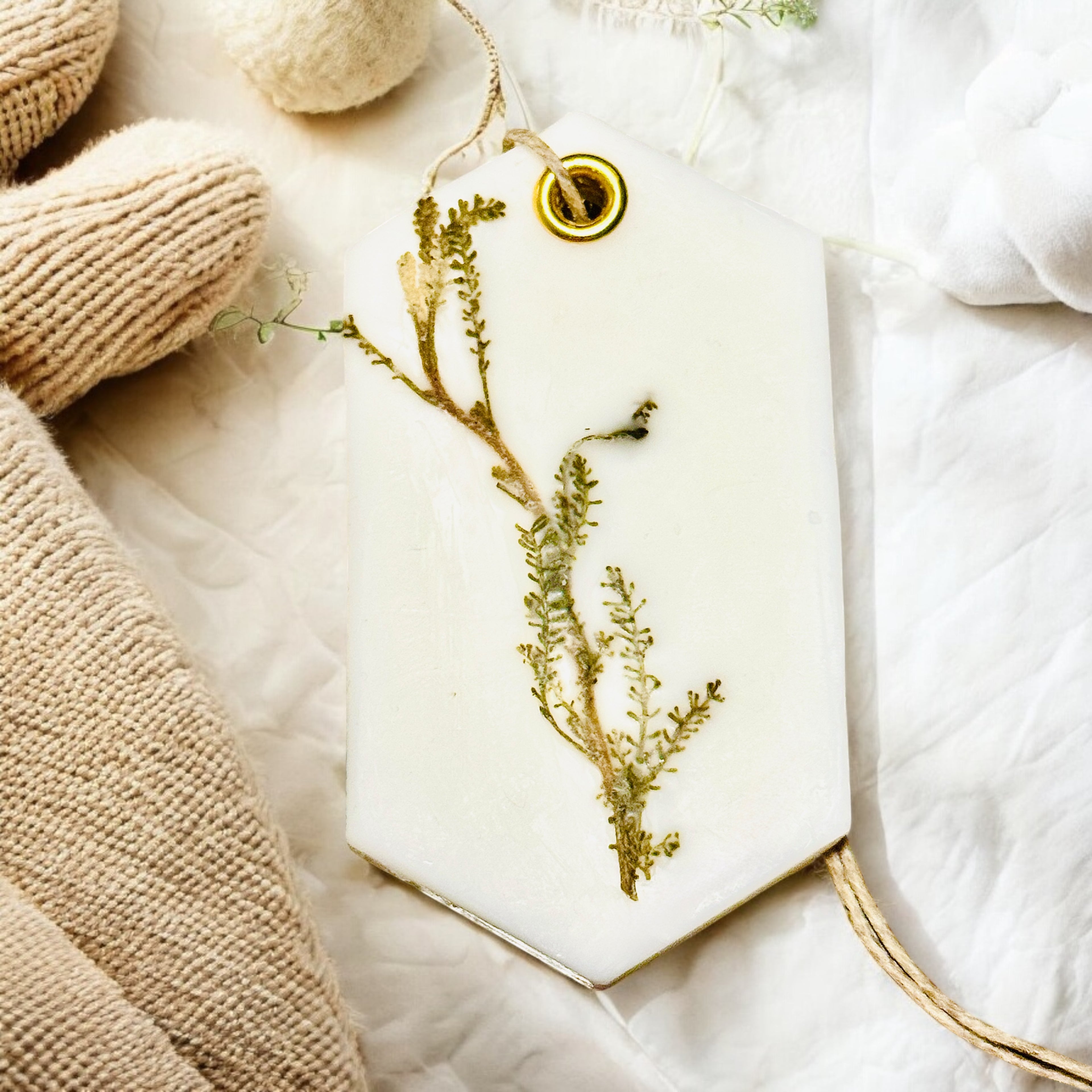 Organic Botanical Sachet for Freshening Small Spaces