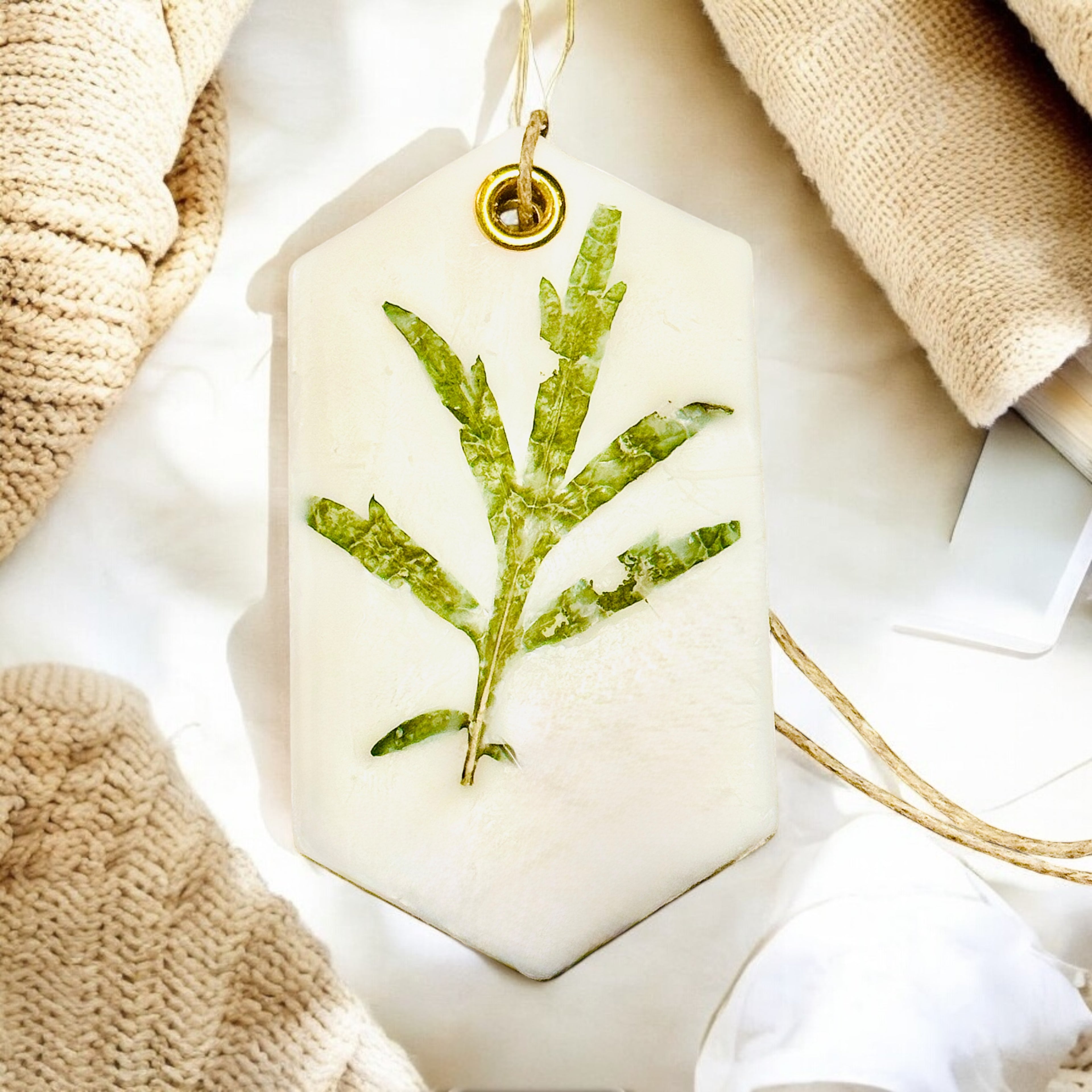 Organic Botanical Sachet for Freshening Small Spaces