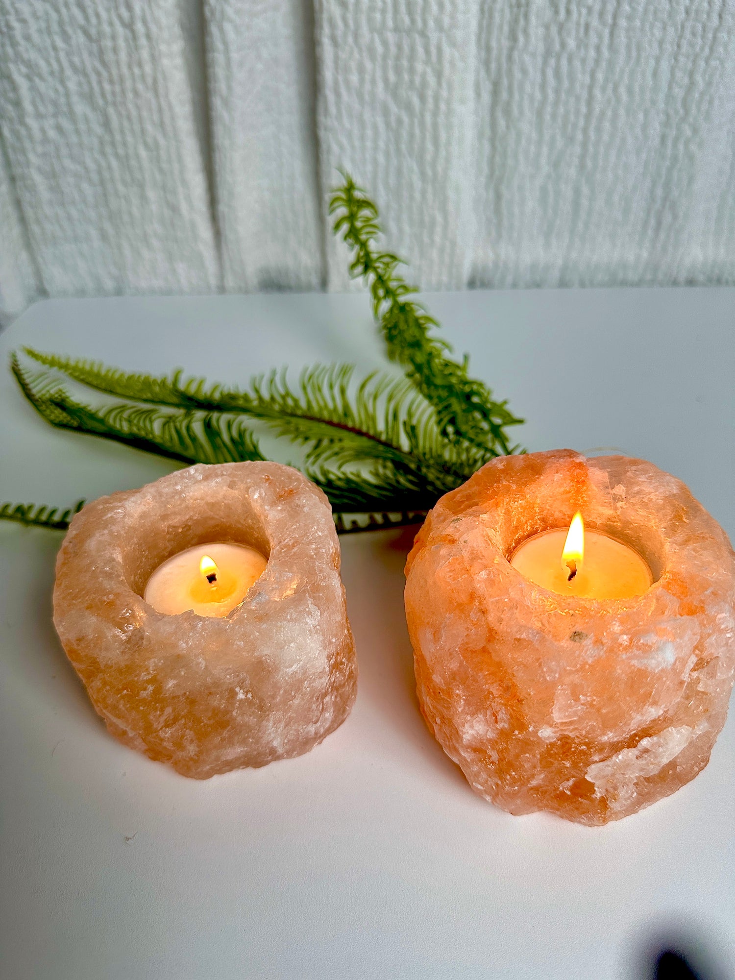 Tealight Candle Vessel of Himalayan Salt Natural calming light plus the negative ions produced from the Himalayan Salt is an absolute necessity to relax and wind down after a long day.